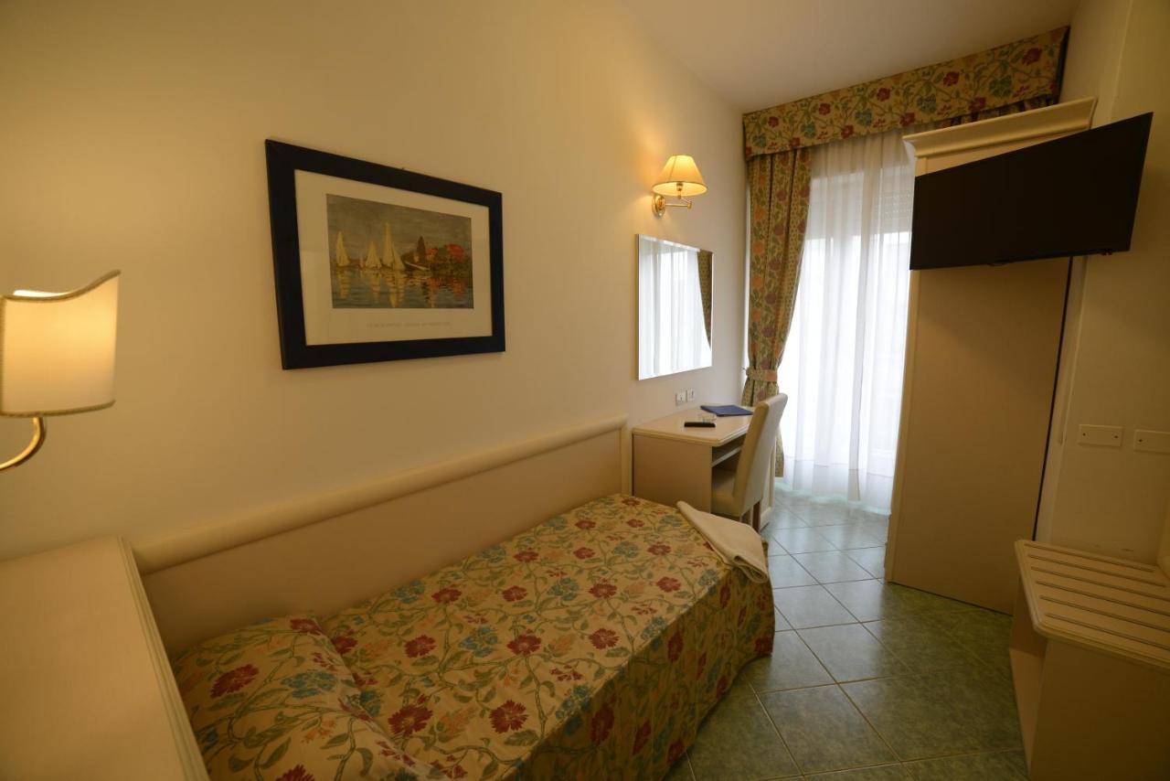 Nord Est Hotel 4*